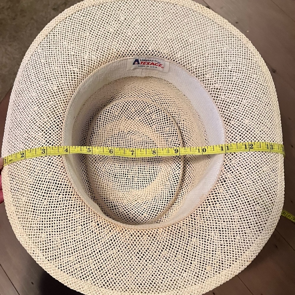Stylish Cream Hat with Green Band​ - Picture 5 of 8